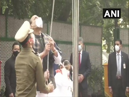 Rajnath Singh unfurls tricolour at his residence on Republic Day | Rajnath Singh unfurls tricolour at his residence on Republic Day