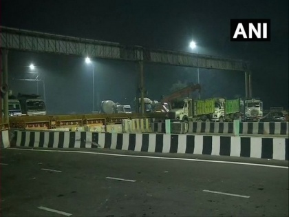 Farmers' protest: Delhi Police beefs us security at Delhi-UP border | Farmers' protest: Delhi Police beefs us security at Delhi-UP border