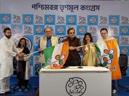 Several Bengali actors including Dipankar Dey join Trinamool Congress ahead of state Assembly polls | Several Bengali actors including Dipankar Dey join Trinamool Congress ahead of state Assembly polls