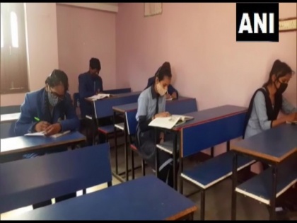 Schools reopen for students of classes 6 to 8 in Bihar | Schools reopen for students of classes 6 to 8 in Bihar