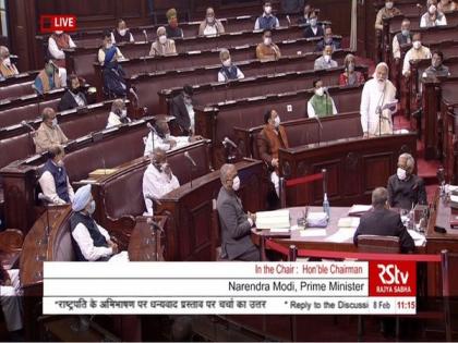 PM Modi quotes Manmohan Singh referring to those taking 'U-turn' over farm laws | PM Modi quotes Manmohan Singh referring to those taking 'U-turn' over farm laws