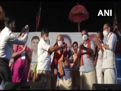 'Metro Man' E Sreedharan formally joins BJP | 'Metro Man' E Sreedharan formally joins BJP
