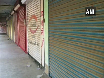 Effects of trader union's nationwide strike seen in West Bengal, Odisha | Effects of trader union's nationwide strike seen in West Bengal, Odisha