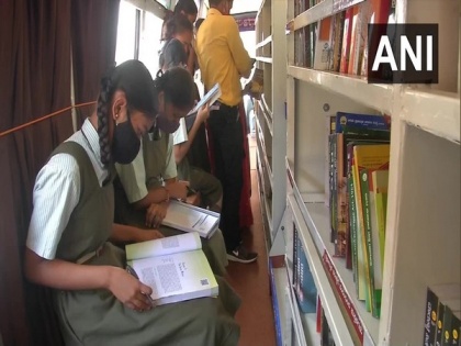 Karnataka: Mobile library rolled out for children in Kalaburagi's remote areas | Karnataka: Mobile library rolled out for children in Kalaburagi's remote areas