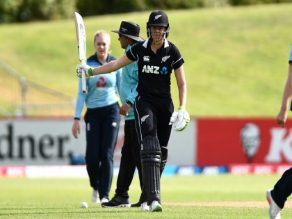 Satterthwaite's century powers New Zealand women to 7-wicket win over England | Satterthwaite's century powers New Zealand women to 7-wicket win over England