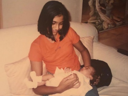 Sonam Kapoor digs out priceless childhood picture on sister Janhvi's birthday | Sonam Kapoor digs out priceless childhood picture on sister Janhvi's birthday