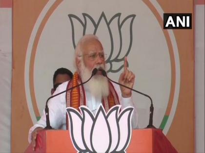 'Didi' stands like wall in front of every development scheme: PM Modi | 'Didi' stands like wall in front of every development scheme: PM Modi