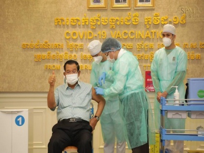 Cambodian PM, First Lady receive shot of Made-in-India coronavirus vaccine | Cambodian PM, First Lady receive shot of Made-in-India coronavirus vaccine