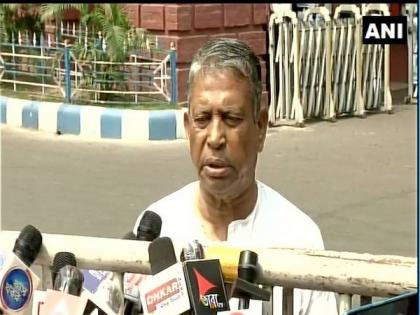 Mamata Banerjee's leg in serious condition: TMC MLA Paresh Pal | Mamata Banerjee's leg in serious condition: TMC MLA Paresh Pal Mamata Banerjee's leg in serious condition: TMC MLA Paresh Pal | Mamata Banerjee's leg in serious condition: TMC MLA Paresh Pal