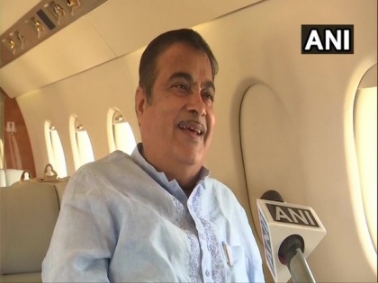 WB will get Rs 1 lakh cr road projects with 'double engine' govt says Gadkari | WB will get Rs 1 lakh cr road projects with 'double engine' govt says Gadkari