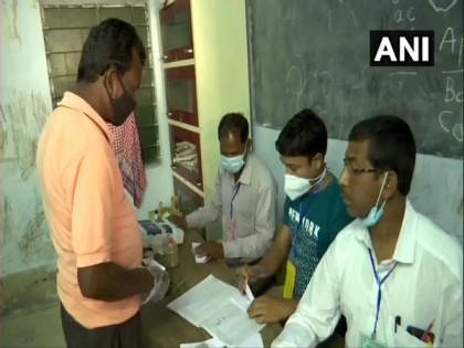 West Bengal elections: 55.27 pc voter turnout recorded till 3 pm | West Bengal elections: 55.27 pc voter turnout recorded till 3 pm