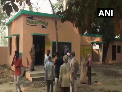 Voting begins for first phase of UP Panchayat polls | Voting begins for first phase of UP Panchayat polls