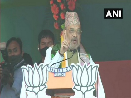 BJP CM in West Bengal will give ST status to 11 Gorkha castes: Amit Shah | BJP CM in West Bengal will give ST status to 11 Gorkha castes: Amit Shah