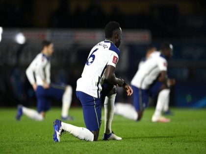 Tottenham Hotspur condemn racist abuse of Davinson Sanchez | Tottenham Hotspur condemn racist abuse of Davinson Sanchez
