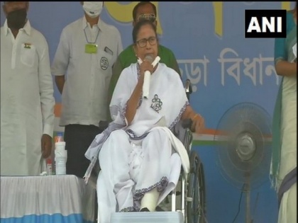 Will win Bengal on one leg, will emerge victorious in Delhi in future: Mamata Banerjee | Will win Bengal on one leg, will emerge victorious in Delhi in future: Mamata Banerjee
