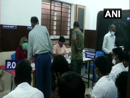 Re-polling underway at booth no 92 in TN's Velachery constituency | Re-polling underway at booth no 92 in TN's Velachery constituency