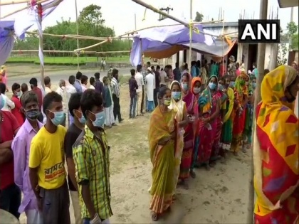 West Bengal Polls Phase VI: 37.27 pc voter turnout till 11: 30 am | West Bengal Polls Phase VI: 37.27 pc voter turnout till 11: 30 am