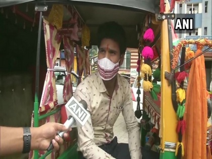Ranchi auto driver provides free rides to people facing medical emergency | Ranchi auto driver provides free rides to people facing medical emergency