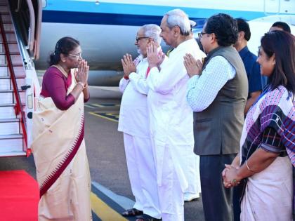President arrives in Odisha on three-day visit | President arrives in Odisha on three-day visit