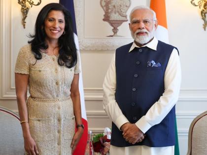 Modi meets Chanel CEO, discusses ways to make Khadi a global brand | Modi meets Chanel CEO, discusses ways to make Khadi a global brand Modi meets Chanel CEO, discusses ways to make Khadi a global brand | Modi meets Chanel CEO, discusses ways to make Khadi a global brand
