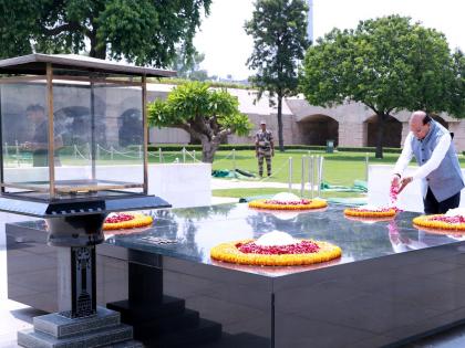 Iconic Rajghat Samadhi of Bapu restored after Yamuna floods, says LG Saxena | Iconic Rajghat Samadhi of Bapu restored after Yamuna floods, says LG Saxena Iconic Rajghat Samadhi of Bapu restored after Yamuna floods, says LG Saxena | Iconic Rajghat Samadhi of Bapu restored after Yamuna floods, says LG Saxena