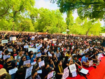 CVoter Survey: A majority want PM to intervene and Manipur CM to resign | CVoter Survey: A majority want PM to intervene and Manipur CM to resign