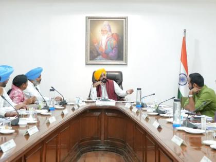 ‘Sadak Surakhya Force’: Punjab constitutes 5,000-man police force for road safety | ‘Sadak Surakhya Force’: Punjab constitutes 5,000-man police force for road safety