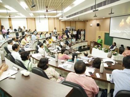 Atishi, Delhi Mayor visits IIM Kozhikode to motivate MCD school principals | Atishi, Delhi Mayor visits IIM Kozhikode to motivate MCD school principals