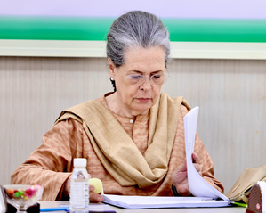 'Democracy strangulated', Sonia slams Centre, targets PM Modi & Shah for distorting history to defame Nehru | 'Democracy strangulated', Sonia slams Centre, targets PM Modi & Shah for distorting history to defame Nehru 'Democracy strangulated', Sonia slams Centre, targets PM Modi & Shah for distorting history to defame Nehru | 'Democracy strangulated', Sonia slams Centre, targets PM Modi & Shah for distorting history to defame Nehru