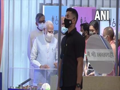 PM Modi visits Azadi@75 Expo in Lucknow | PM Modi visits Azadi@75 Expo in Lucknow