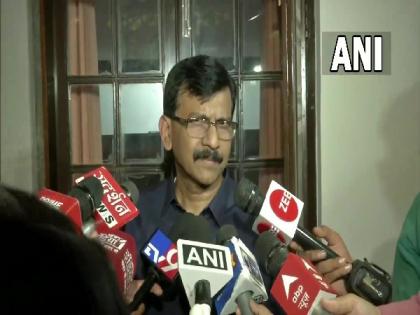 Lakhimpur Kheri: 'Why is Priyanka Gandhi in jail, while the minister roaming free?' Sanjay Raut asks UP govt | Lakhimpur Kheri: 'Why is Priyanka Gandhi in jail, while the minister roaming free?' Sanjay Raut asks UP govt