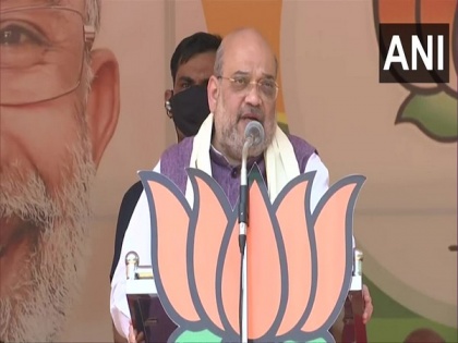 Kerala polls: Amit Shah targets Vijayan over gold scam, asks if prime accused work in his office | Kerala polls: Amit Shah targets Vijayan over gold scam, asks if prime accused work in his office