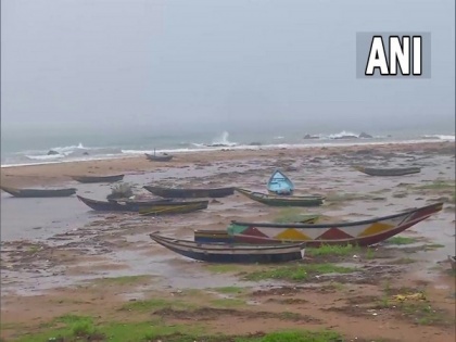 Cyclone Gulab: 2 fishermen from Andhra dead, one missing after boat capsizes in Bay of Bengal | Cyclone Gulab: 2 fishermen from Andhra dead, one missing after boat capsizes in Bay of Bengal