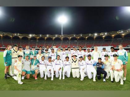 Australia coach Matthew Mott bats for five-day women's Tests | Australia coach Matthew Mott bats for five-day women's Tests