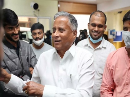Crisis in Karnataka BJP as two ministers eye post of minister-in-charge of Bengaluru Urban | Crisis in Karnataka BJP as two ministers eye post of minister-in-charge of Bengaluru Urban