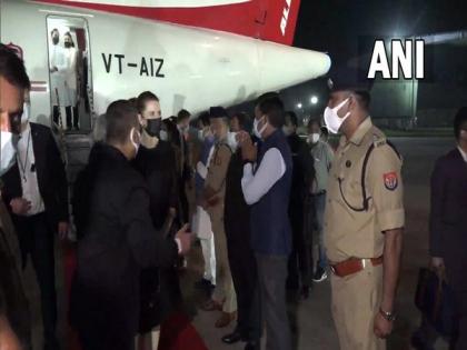 Danish PM arrives in Agra, likely to visit Taj Mahal today | Danish PM arrives in Agra, likely to visit Taj Mahal today Danish PM arrives in Agra, likely to visit Taj Mahal today | Danish PM arrives in Agra, likely to visit Taj Mahal today