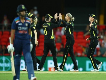 Aus W v Ind W, 3rd T20I: Visitors fail to finish tour on high after suffering 14-run loss | Aus W v Ind W, 3rd T20I: Visitors fail to finish tour on high after suffering 14-run loss
