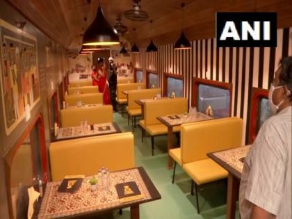 Central railways transforms old coaches into restaurants in Mumbai | Central railways transforms old coaches into restaurants in Mumbai
