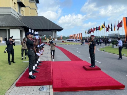 Army chief General Naravane visits Sri Lankan army headquarters, expresses interest in deepening ties | Army chief General Naravane visits Sri Lankan army headquarters, expresses interest in deepening ties