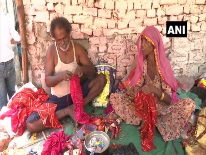 Rajasthan puppet makers struggle to earn livelihood amid COVID restrictions | Rajasthan puppet makers struggle to earn livelihood amid COVID restrictions