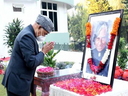 President Kovind pays tribute to APJ Abdul Kalam on his 90th birth anniversary | President Kovind pays tribute to APJ Abdul Kalam on his 90th birth anniversary