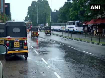 IMD issues red alert for five Kerala districts | IMD issues red alert for five Kerala districts