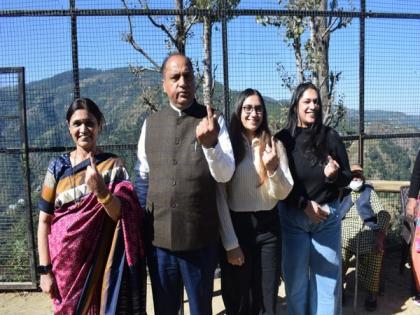 Himachal Pradesh by-polls: CM, his family cast vote in Mandi | Himachal Pradesh by-polls: CM, his family cast vote in Mandi