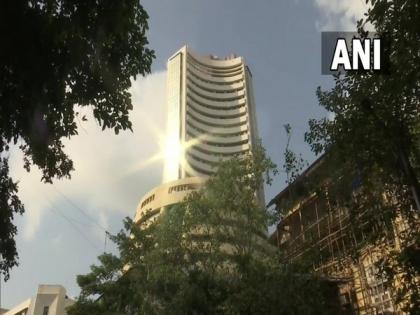 Equity indices open in red, Sensex down by 89 points | Equity indices open in red, Sensex down by 89 points