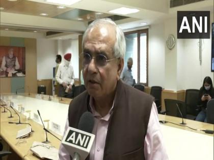 We're on right path: Niti Aayog Vice-Chairman lauds PM Modi's leadership for 100 cr vaccination feat | We're on right path: Niti Aayog Vice-Chairman lauds PM Modi's leadership for 100 cr vaccination feat We're on right path: Niti Aayog Vice-Chairman lauds PM Modi's leadership for 100 cr vaccination feat | We're on right path: Niti Aayog Vice-Chairman lauds PM Modi's leadership for 100 cr vaccination feat