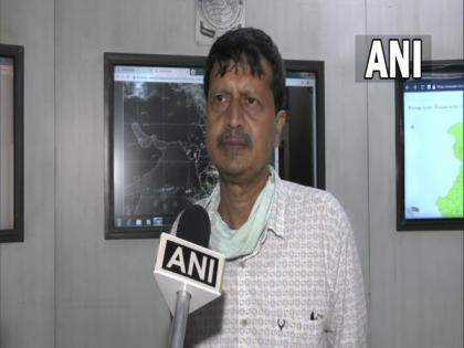 Delhi might get light rain or drizzle on Saturday due to western disturbance: IMD | Delhi might get light rain or drizzle on Saturday due to western disturbance: IMD Delhi might get light rain or drizzle on Saturday due to western disturbance: IMD | Delhi might get light rain or drizzle on Saturday due to western disturbance: IMD