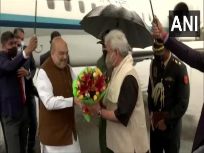 Amit Shah reaches Srinagar for his three-day visit to J-K | Amit Shah reaches Srinagar for his three-day visit to J-K