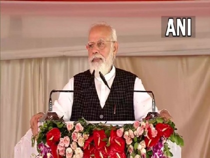PM Modi slams earlier UP governments for ruining Purvanchal's image, not focusing on health care facilities | PM Modi slams earlier UP governments for ruining Purvanchal's image, not focusing on health care facilities