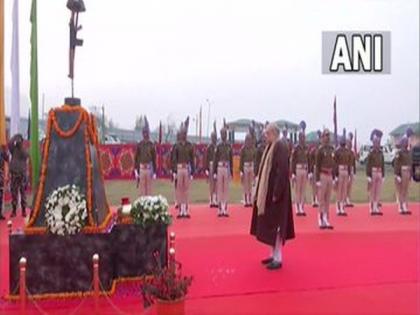 J-K: Amit Shah pays tribute to 40 CRPF jawans killed in 2019 Pulwama terror attack | J-K: Amit Shah pays tribute to 40 CRPF jawans killed in 2019 Pulwama terror attack
