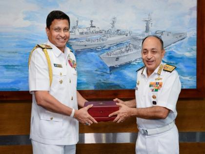 Vice-Admiral of Indian Navy calls on Commanders of Sri Lankan Navy and Air Force | Vice-Admiral of Indian Navy calls on Commanders of Sri Lankan Navy and Air Force